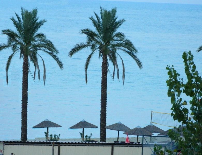Sun Beach Hotel Платамонас Екстериор снимка